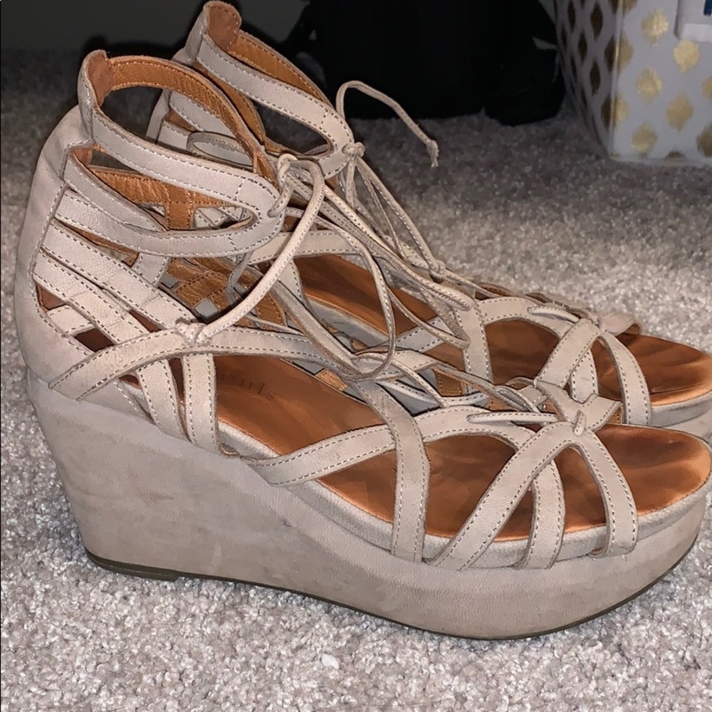 Gentle Souls wedges